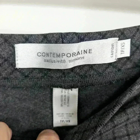 FREE WITH BUNDLE Legging Simons contemporaine  size XS very good quality Gray - Picture 2 of 6